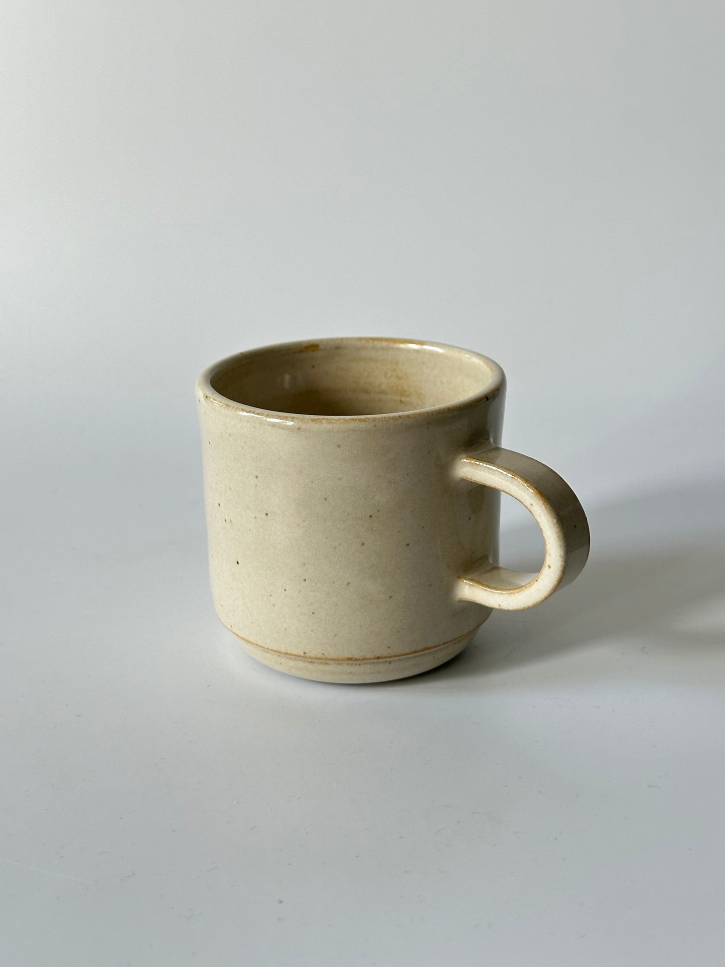 espresso cup w/ handle