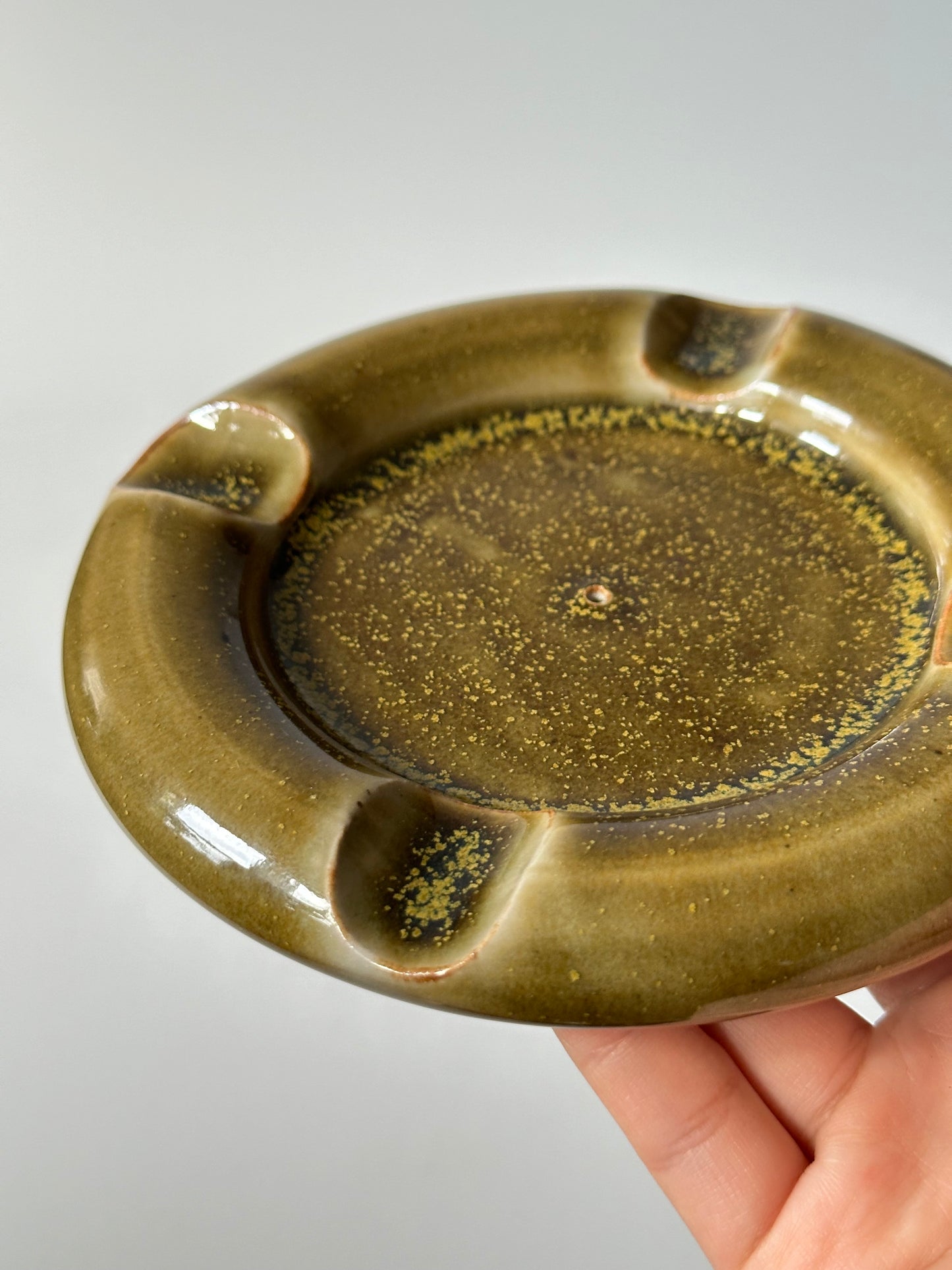 bubble incense ashtray