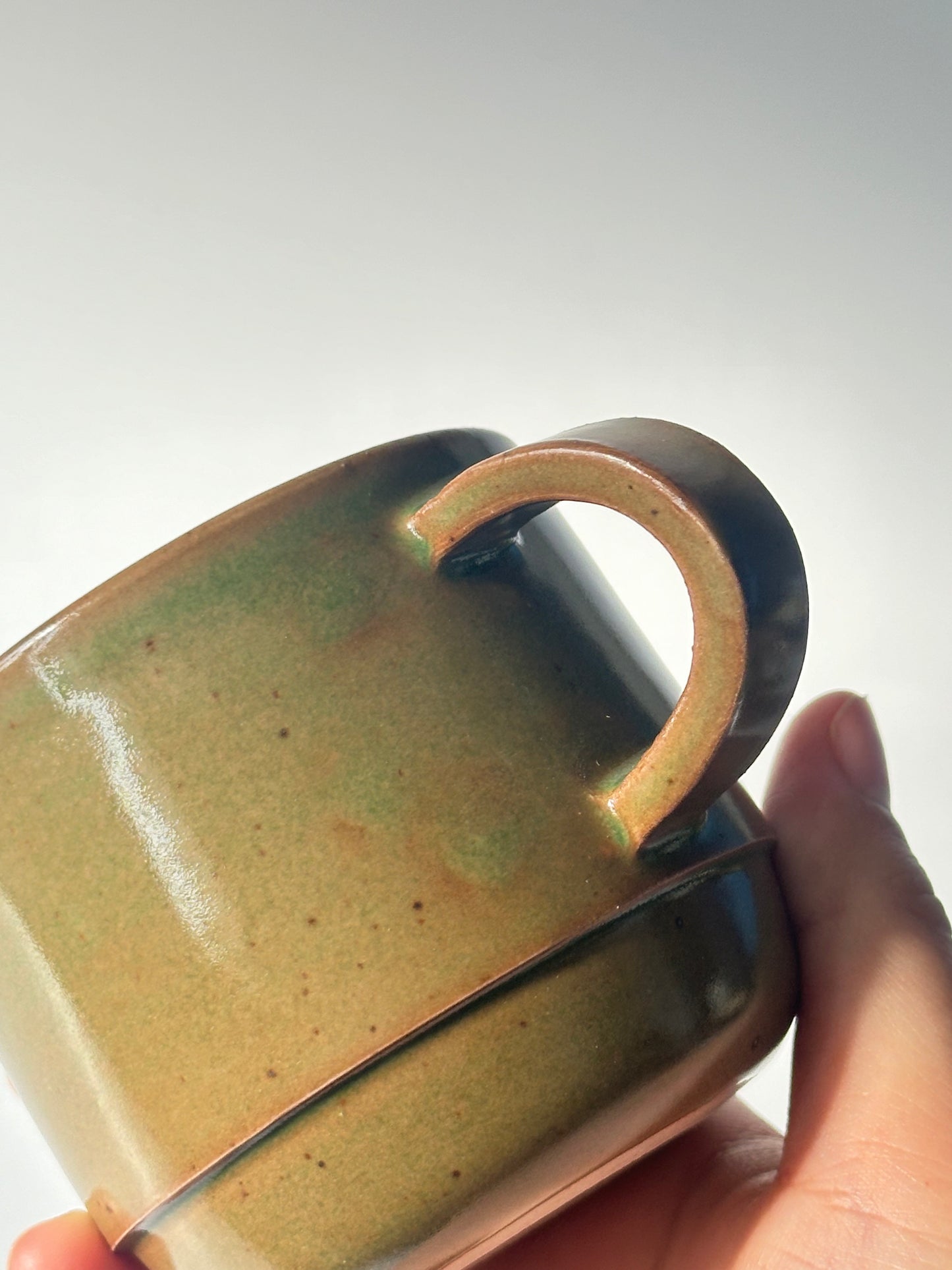 espresso cup w/ handle