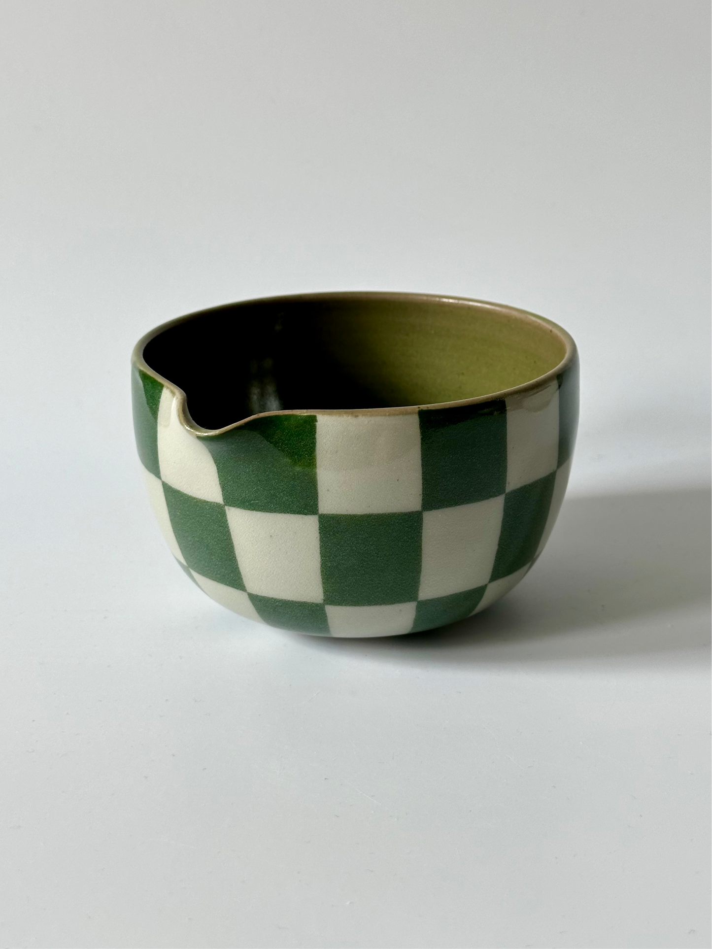 checkered matcha bowl *(PRE-ORDER)*